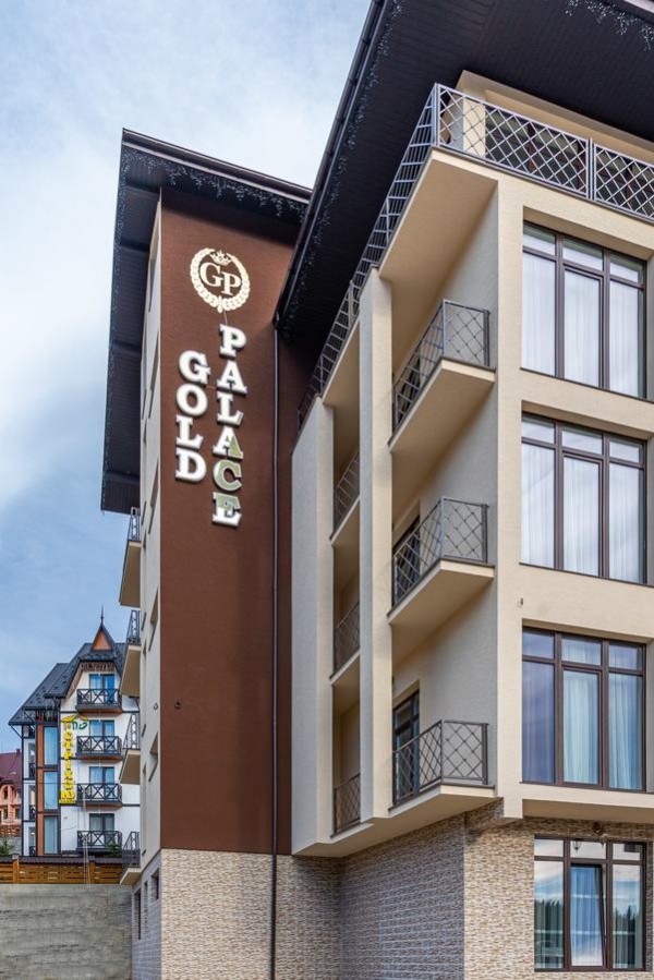Готель  Gold Palace