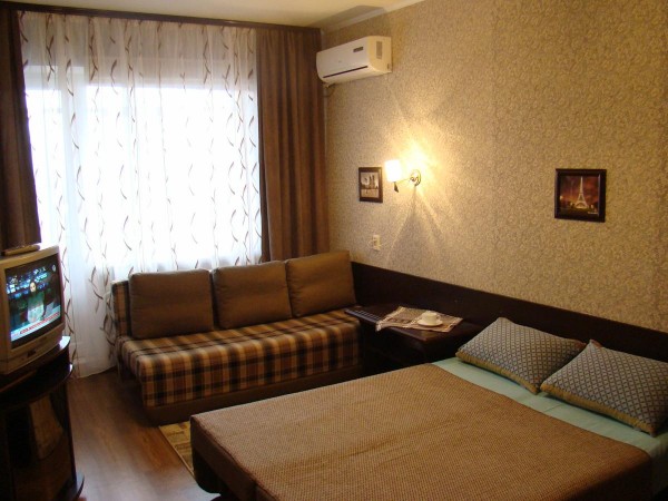 F /A Квартира в районе Горисполкома и 1-й Горбольницы.