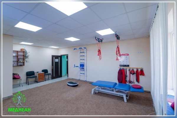 Отель Курортно-лікувальний комплекс МЕДНЕАН