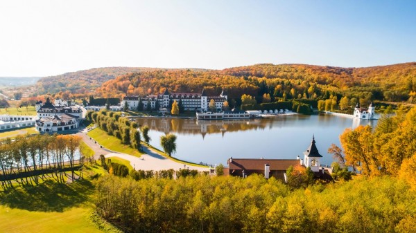 Курортний готель Edem Resort Medical