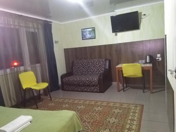 Online booking is not possible, because the owner of the database did not provide the necessary information, please contact the Lookfor website manager 380938856096Mini-hotel "Oliva" is located in Svyatogorsk. It offers free Wi-Fi and private parking at a