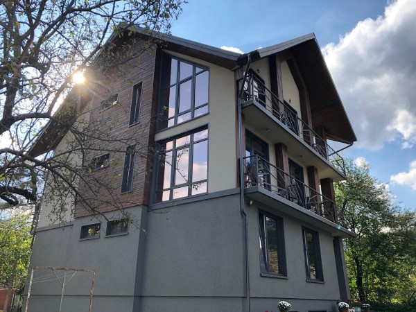 Лодж Гірське Повітрія 2