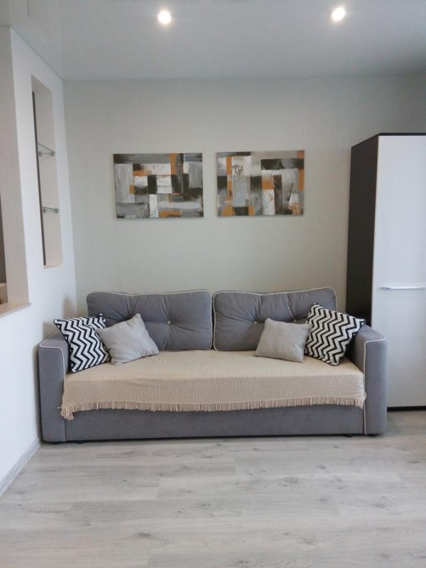 Студія на Соборній 58