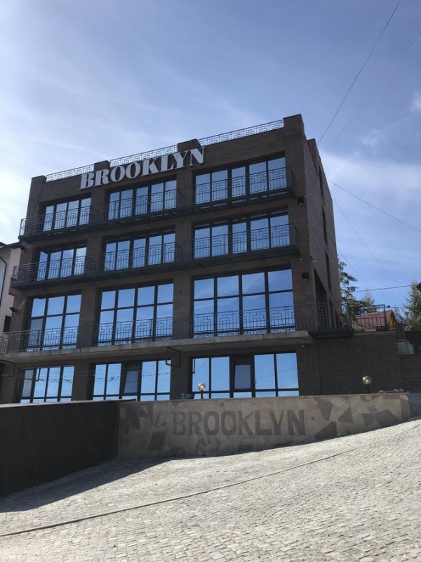 готель Brooklyn