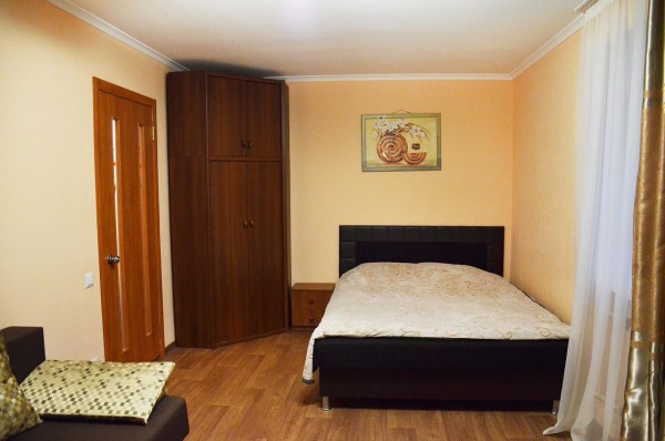 пр-т Кирова (А.Поля) 129