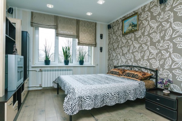 Apartment on Sevastopolska Square