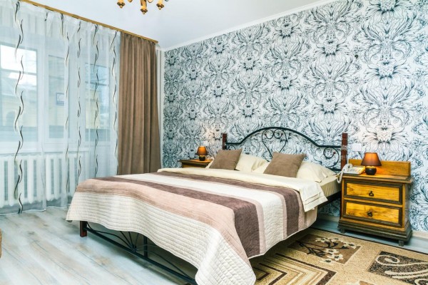 F /A KievHall Gulliver