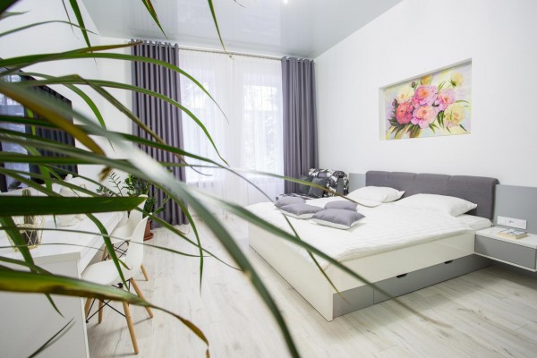 Botanical Garden Apartments