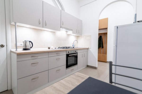 Deluxe Apartment on Shevchenka 4