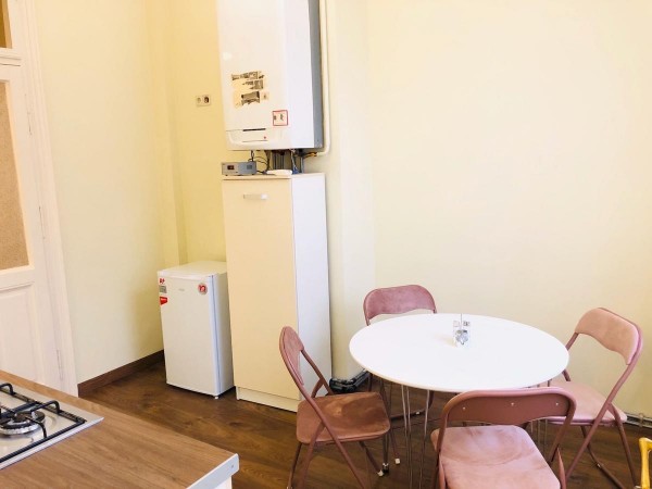 F /A Apartment on Leontovycha