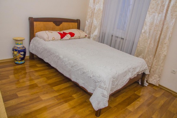 Apartment on Malaya Arnautskaya 21