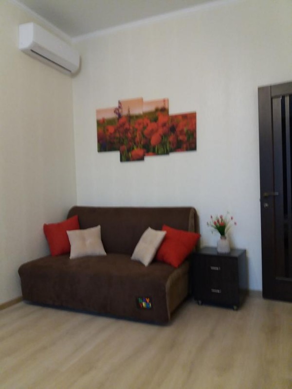 Нова квартира на Італійському бульварі