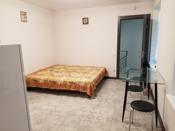 Гостьовий будинок Кімната-студія подобово