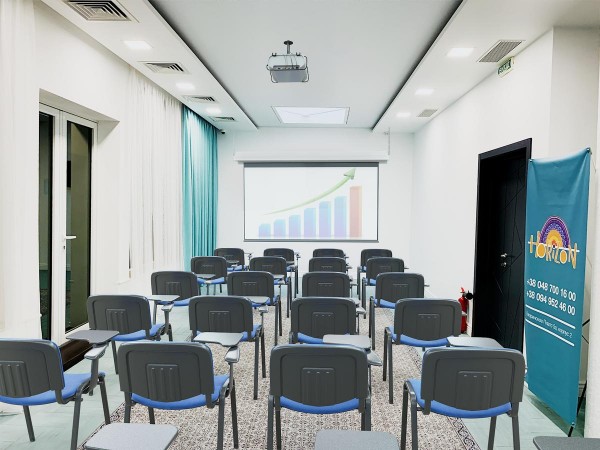 Готель Horizon Hotel