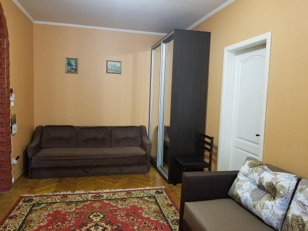 квартира с видом на ЖД вокзал