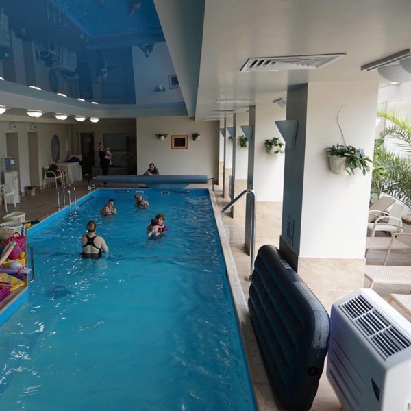 Бассейн - Семейный Клуб Мечта