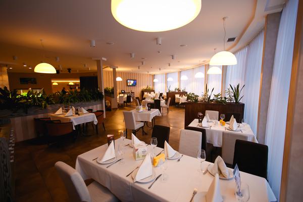 Rotonda Hall ▷ цены, телефон, отзывы