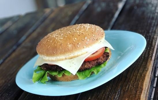 Придорожное кафе "Оазис"